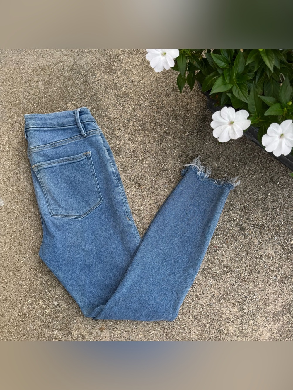 Good American Good Curve Skinny Crop Jeans Size 6 / 28